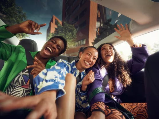 friends in car